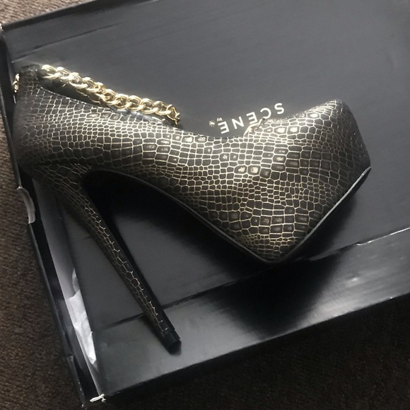 Heels - Picture 1 of 3